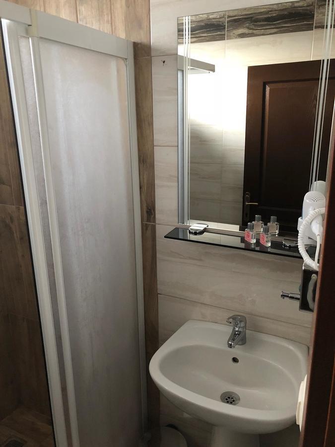 Gulistan Hotel Zara Экстерьер фото
